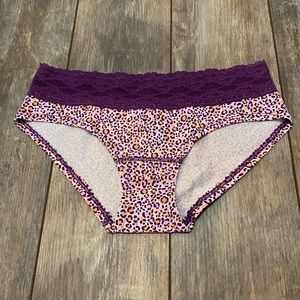 Victoria Secret Lace Waist Hip Hugger Medium NWT